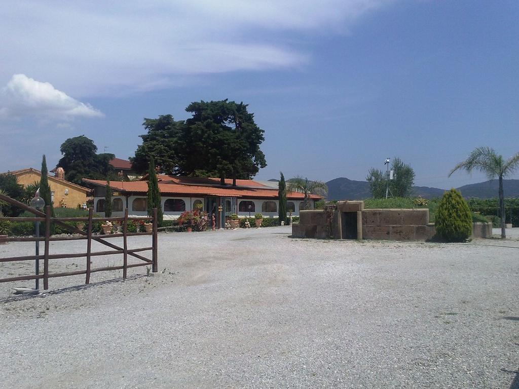 Agriturismo Borgo Dell'Aschetto Marina di Cerveteri المظهر الخارجي الصورة