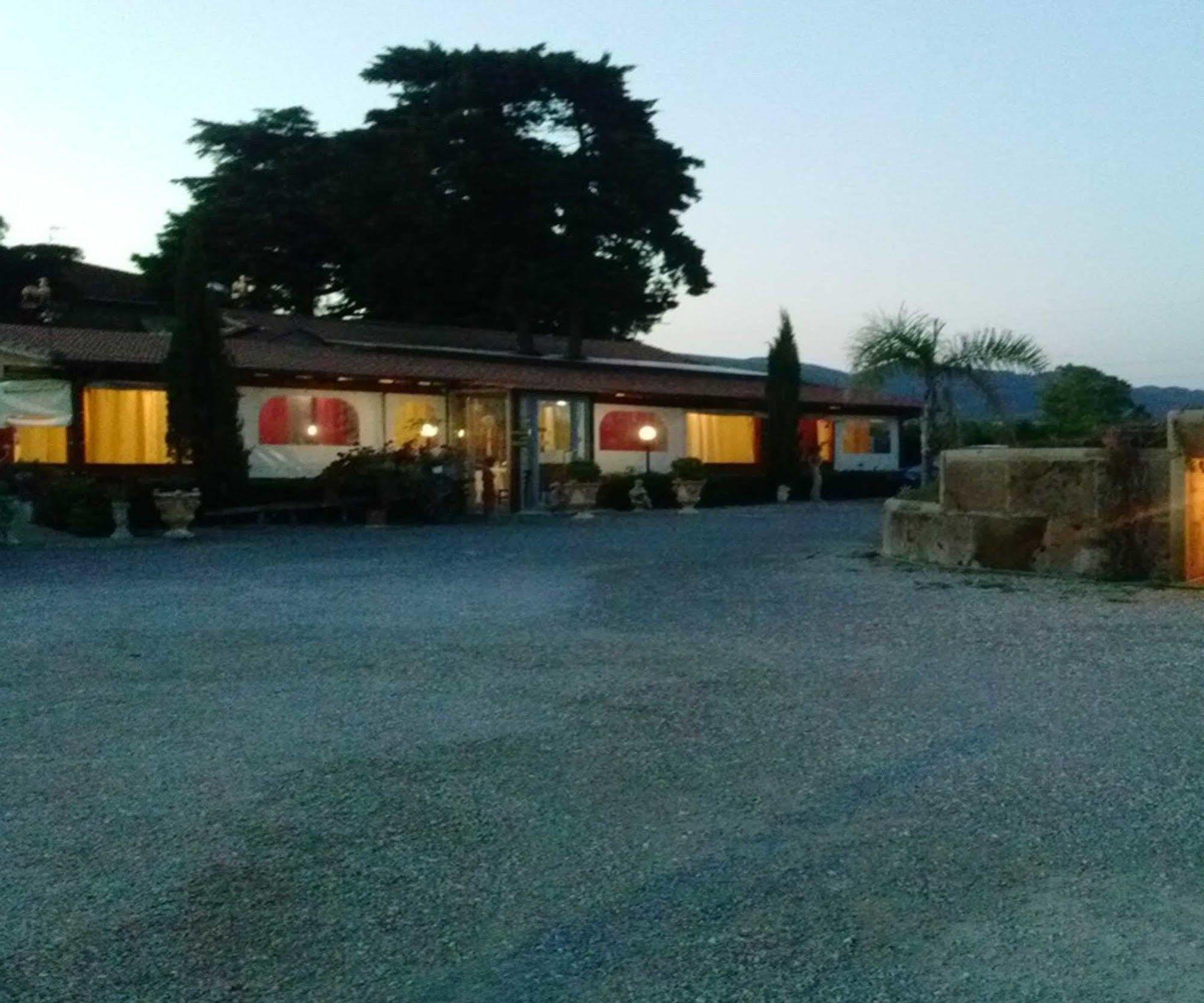 Agriturismo Borgo Dell'Aschetto Marina di Cerveteri المظهر الخارجي الصورة